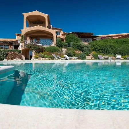 Ferienhaus Villaggio Sherden - Maison & Relais