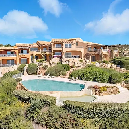 Villaggio Sherden - Maison & Relais *